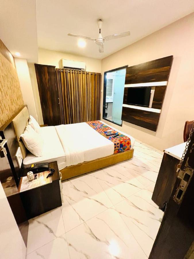 Hotel Embassy Park - Bkc Bombay Extérieur photo