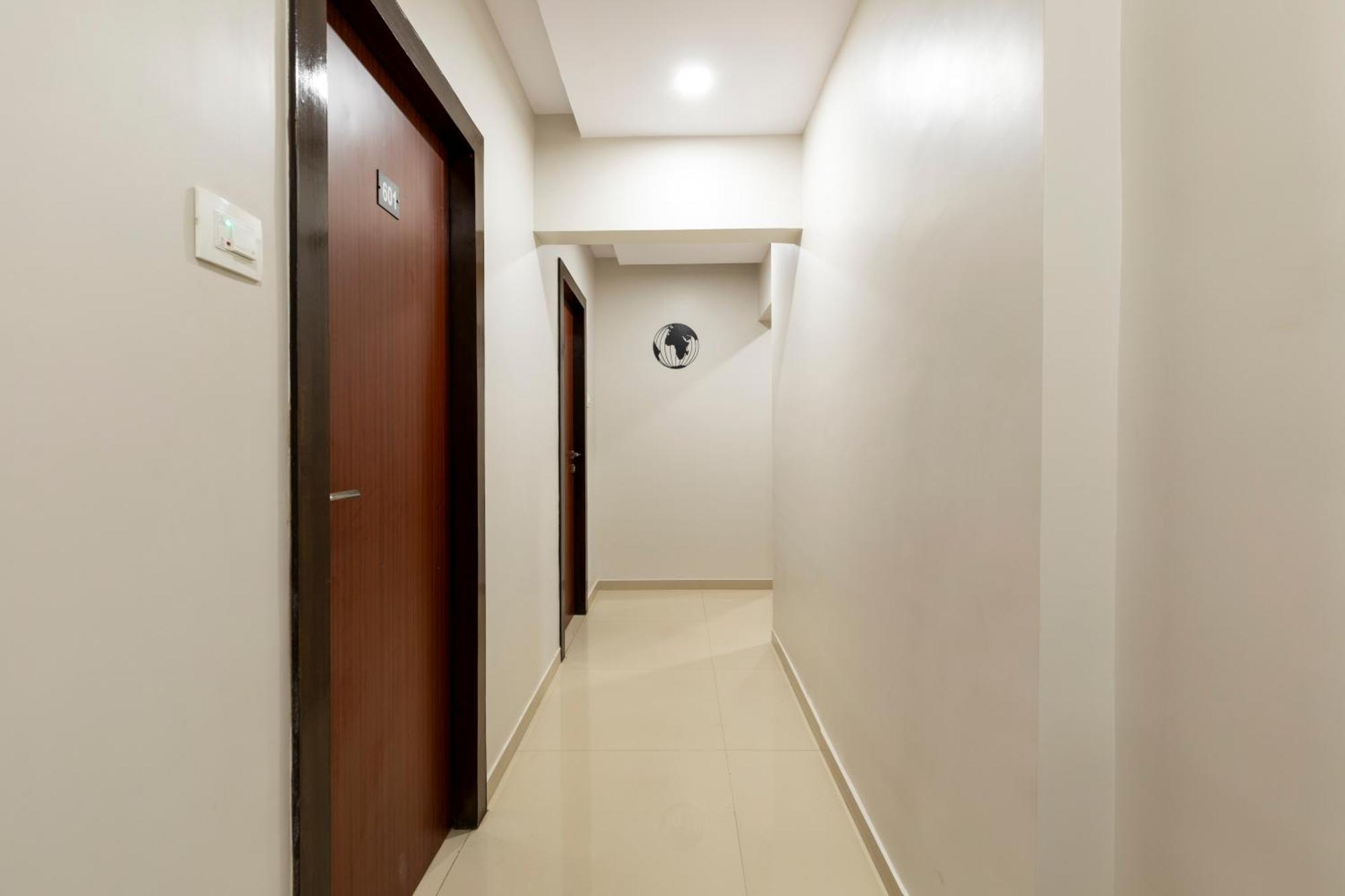Hotel Embassy Park - Bkc Bombay Extérieur photo