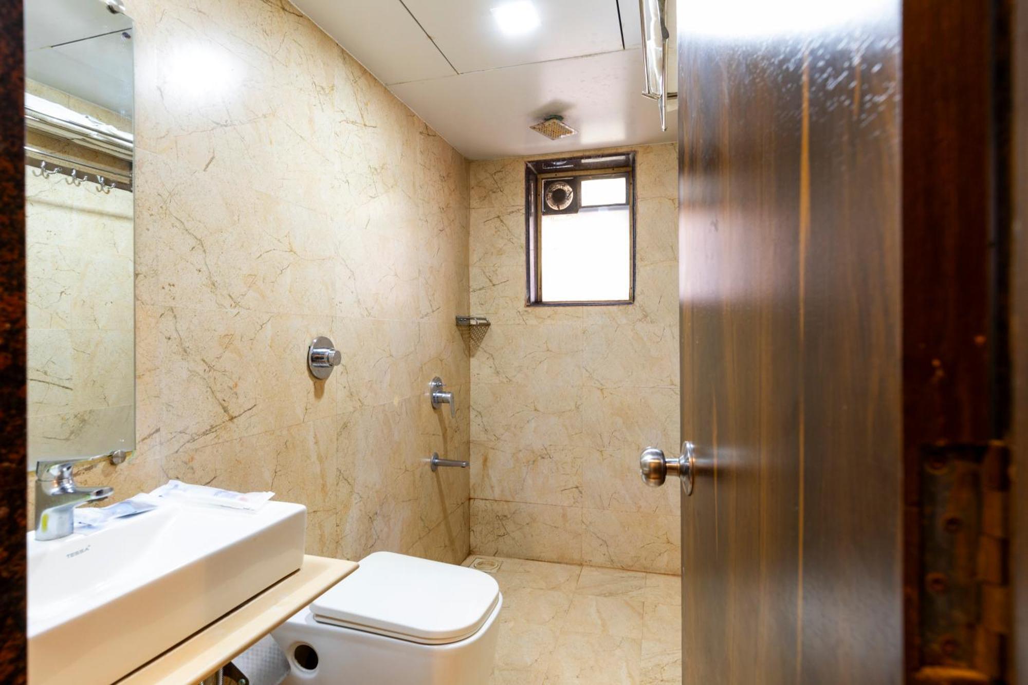 Hotel Embassy Park - Bkc Bombay Extérieur photo
